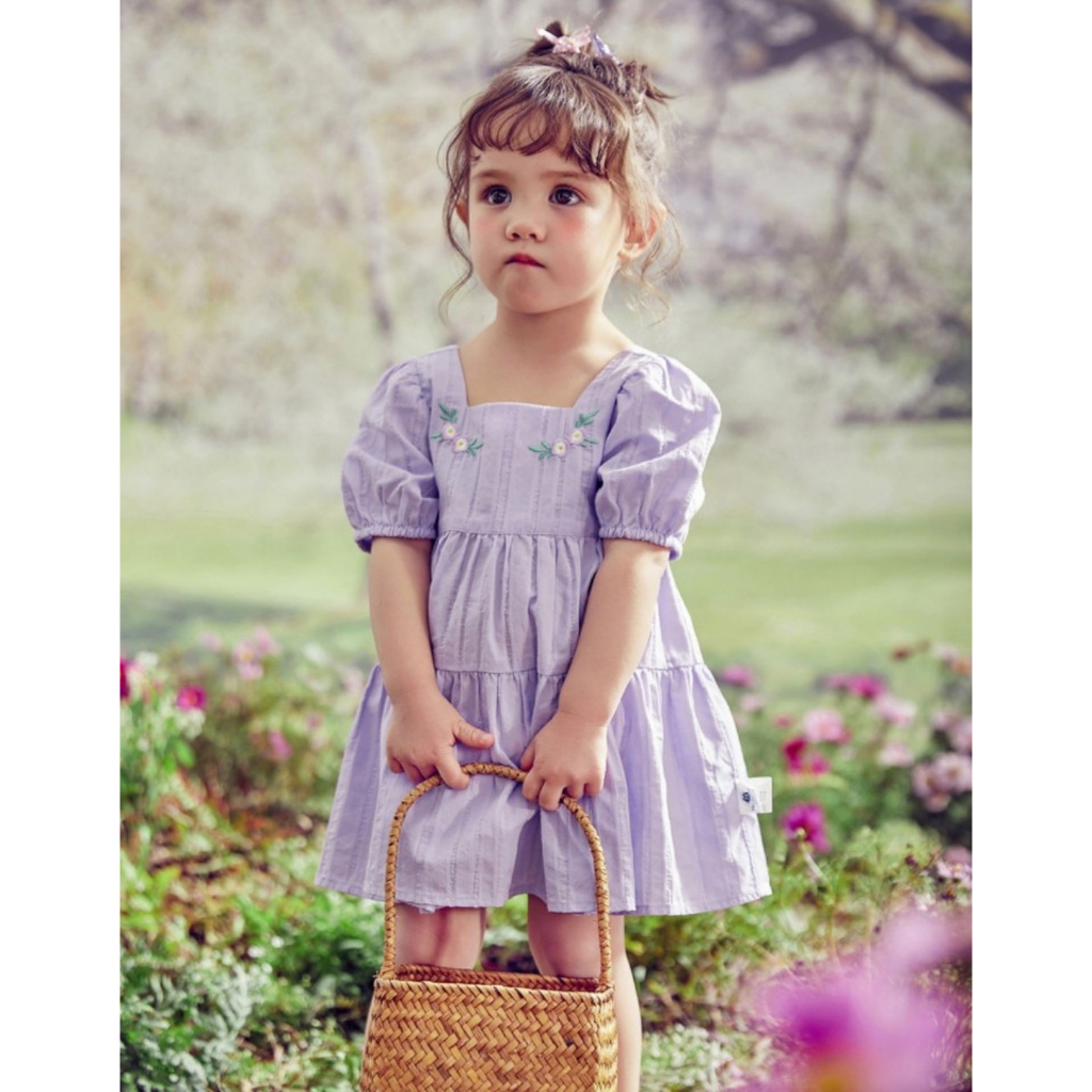 Váy tím pastel HM dư xịn bé gái. Mềm-nhẹ-siêu mát- siêu thấm hút, thêu hoa tinh tế, xinh lắm. Size 1-6Y