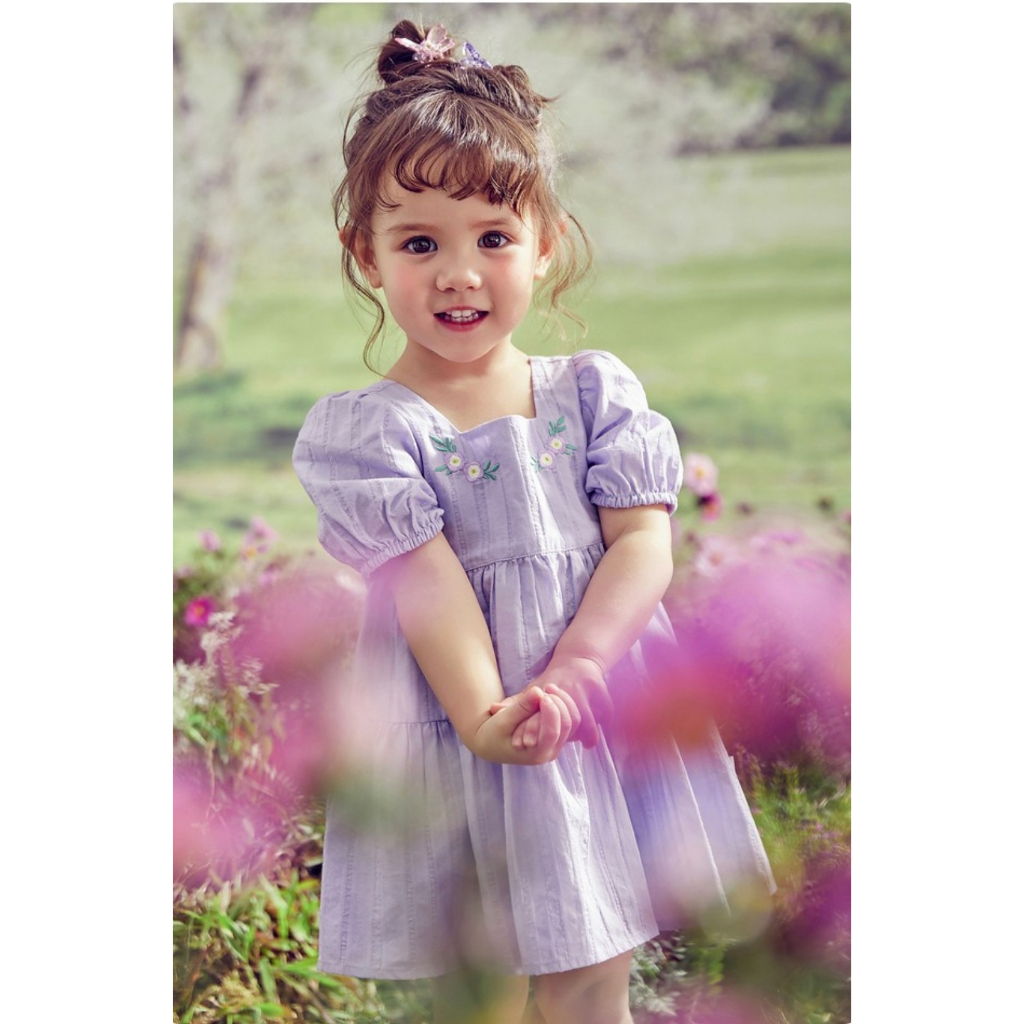 Váy tím pastel HM dư xịn bé gái. Mềm-nhẹ-siêu mát- siêu thấm hút, thêu hoa tinh tế, xinh lắm. Size 1-6Y