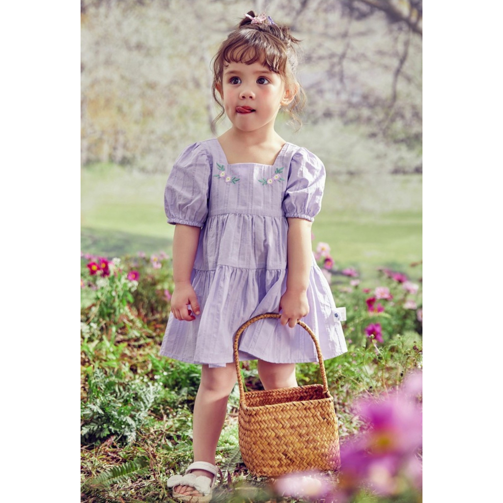 Váy tím pastel HM dư xịn bé gái. Mềm-nhẹ-siêu mát- siêu thấm hút, thêu hoa tinh tế, xinh lắm. Size 1-6Y