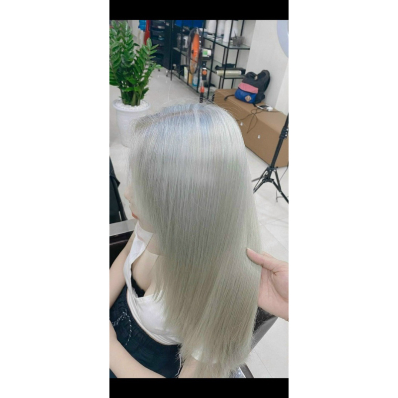 Bột tẩy ,nâng màu sắc tóc collagen VENNUS 10D