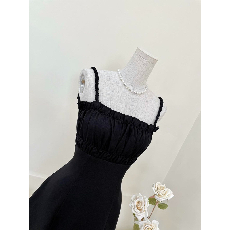 Đầm 2 dây nhún thun