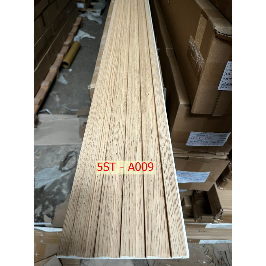 Tấm ốp tường lam sóng loại rẻ - kích thước 15cm x 2,9m dầy 9mm - phù hợp dùng tạm