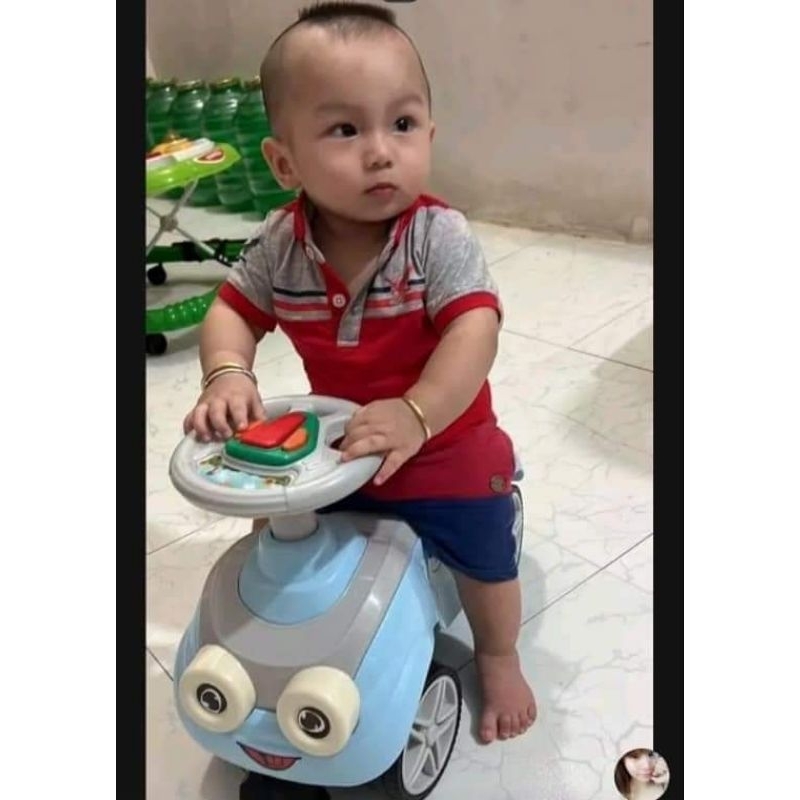 Xe Chòi Chân Cho Bé Bobby Có Nhạc & Đèn