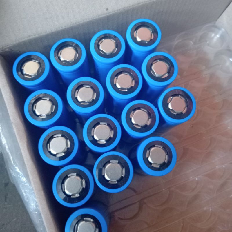 Pin 26650_3,2v_3000mah dùng cho ráp bình xe máy