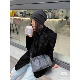 Túi LV CITY KEEPALL SUP - Size : 25 Cm - Hoạ tiếty : Monogram - Dáng trống đeo cực tiện W266-25