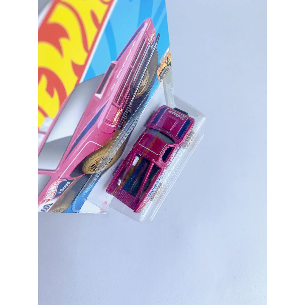 Xe Mô Hình Chính Hãng HotWheels - 87 Dodge D100