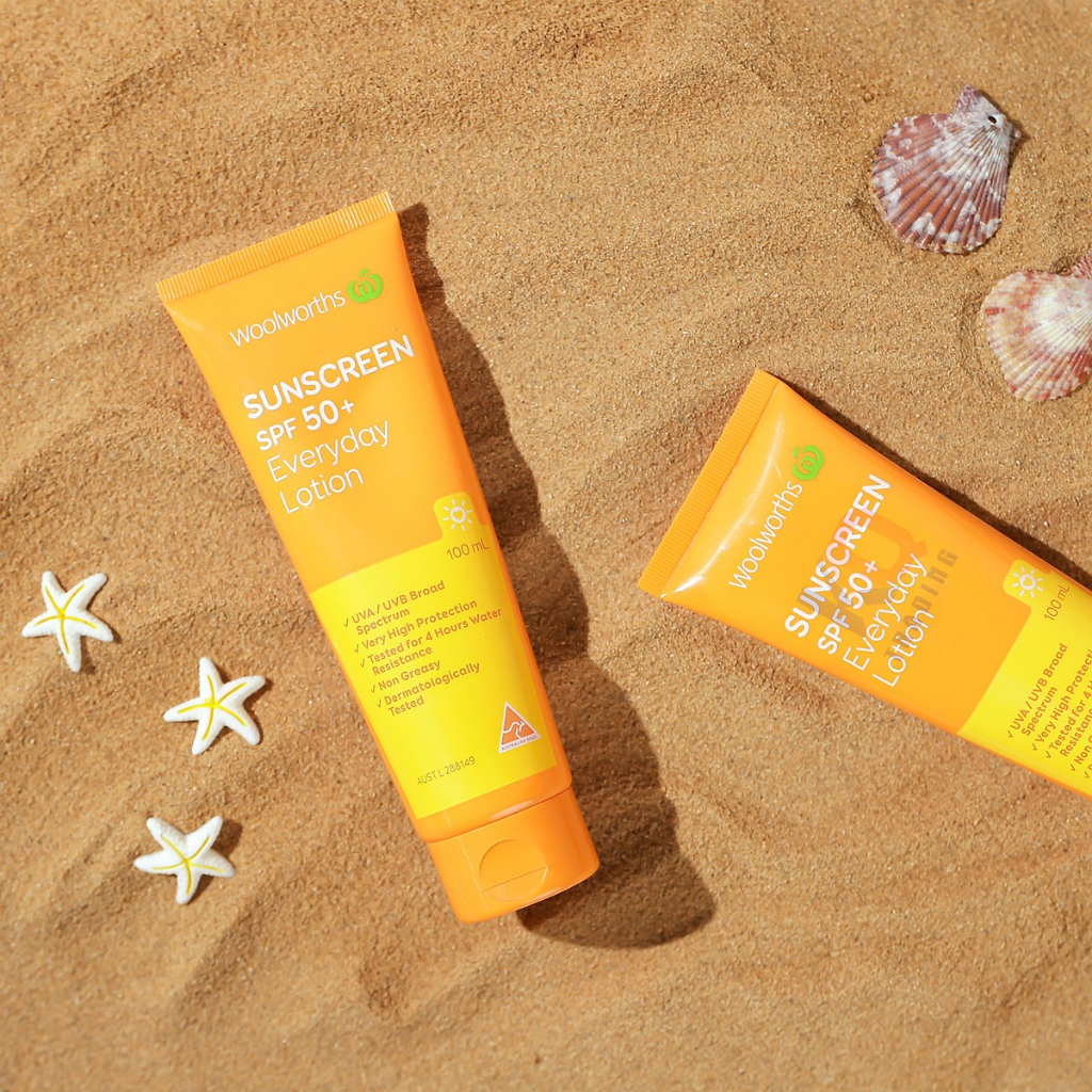 Kem chống nắng Woolworths Everyday Sunscreen SPF 50+ Đủ Size Không Gây Nhờn Rít Dùng Được Cho Mặt Và Body