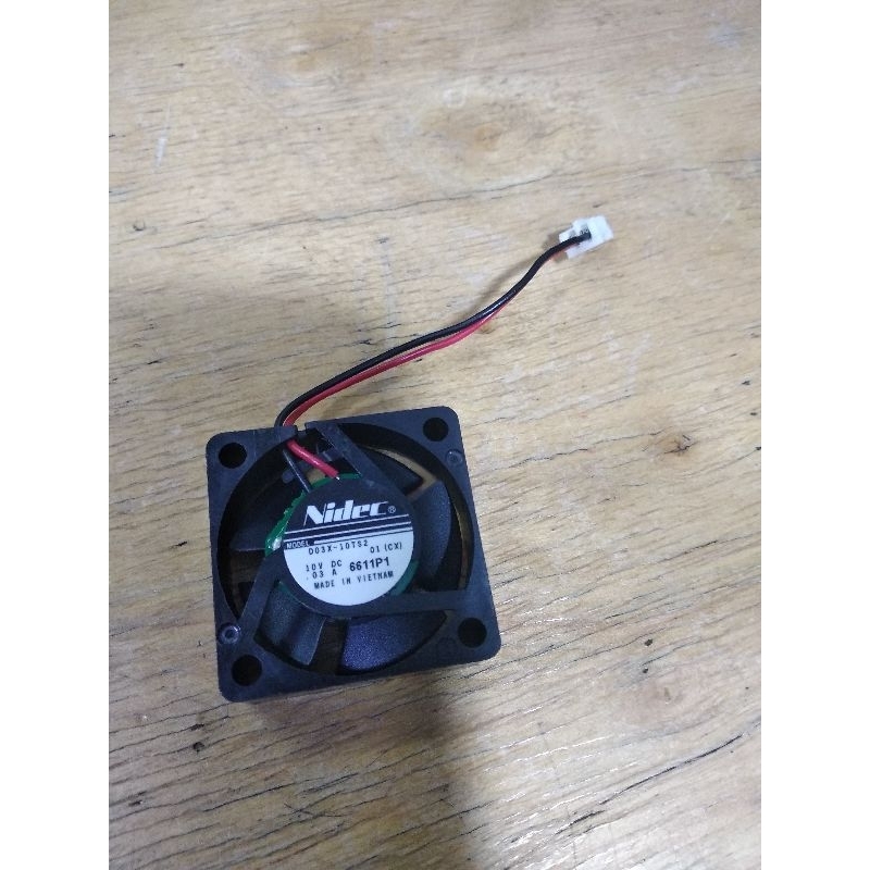 Quạt tản nhiệt 3010 30x30x10mm nguồn 12V