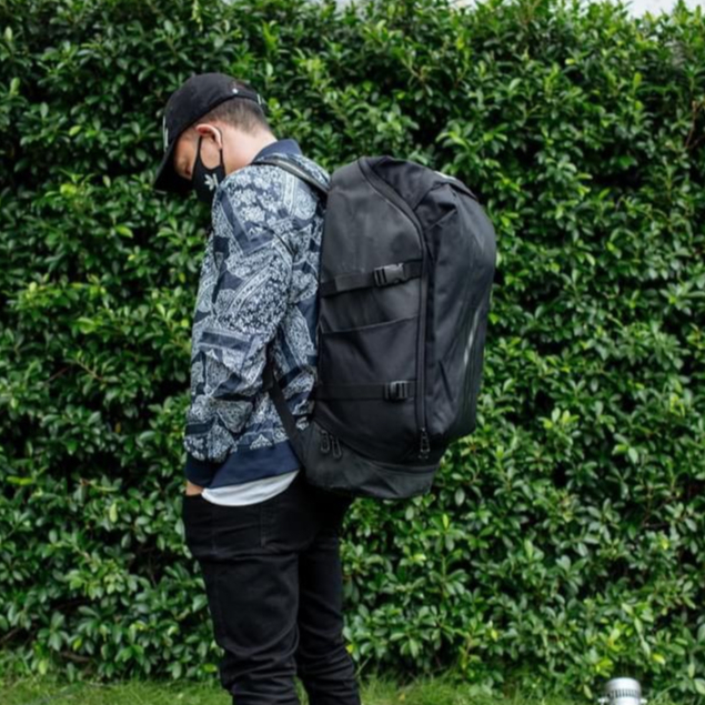 Balo Du Lịch Phượt Lớn Chống Nước Tốt Thể Tích 40Lit Đựng Được Hơn 10 Bộ Quần Áo Bảo Hành Trọn Đời Khóa Kéo Đường May