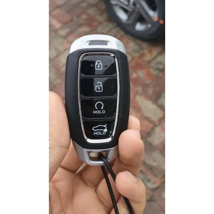 Combo Ốp Khóa Đen vàng Huyndai Accent 2021-2023 4 nút thông minh