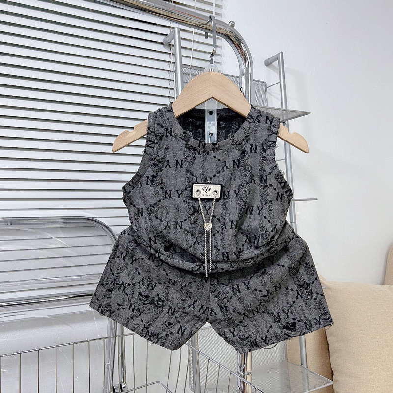 Bộ cotton rách cho bé trai