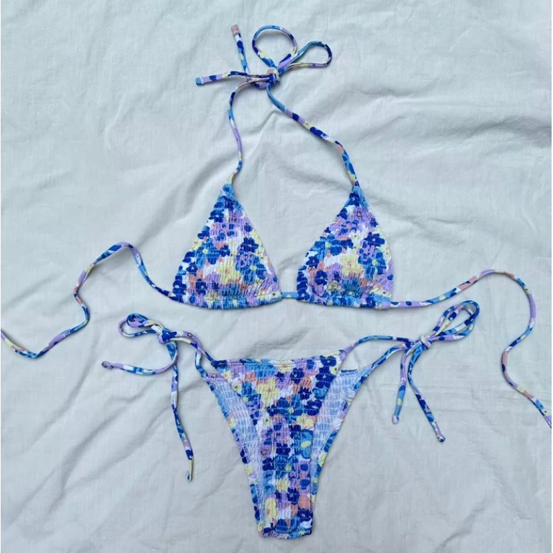 Bikini 2 mảnh màu sắc ngọt ngào cho mùa hè