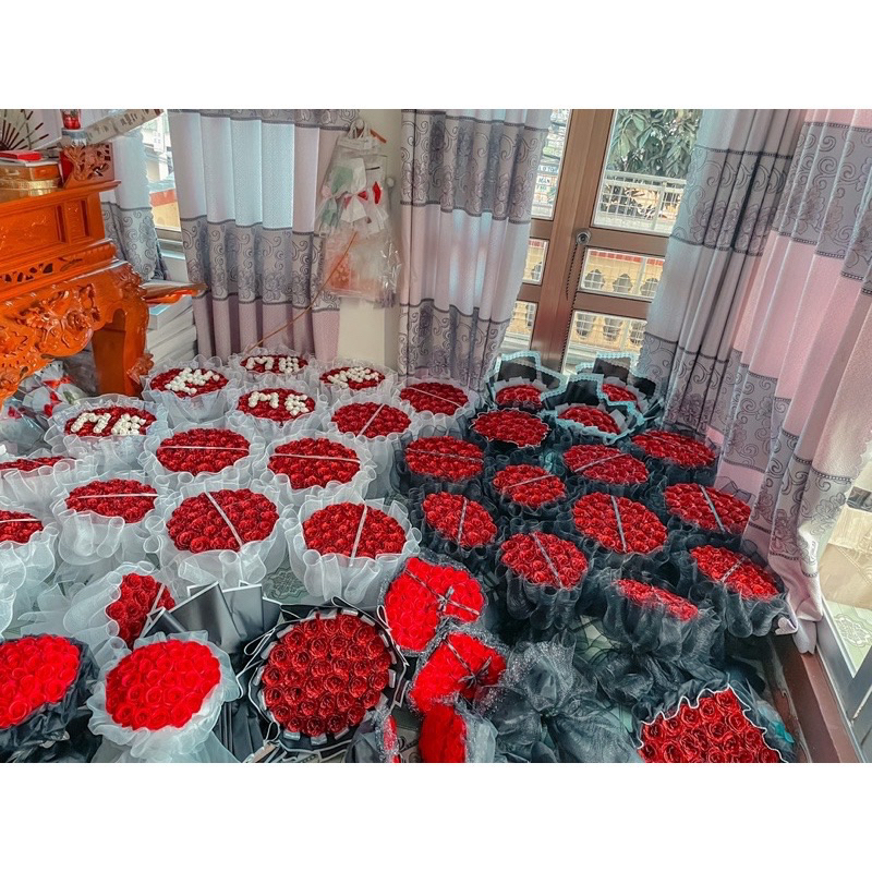 Bó hoa nhũ kim tuyến 50 bông mẫu tròn