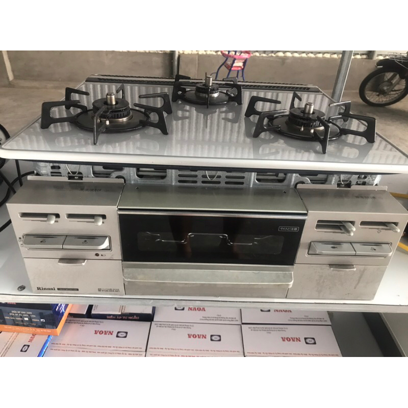 Bếp gas 3 vùng nấu 1 lò nướng