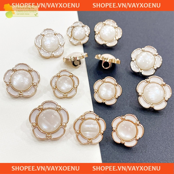 10 cúc Hoa Xinh 5 Cánh 1.8cm-2cm cho áo dạ, áo vest, sơ mi, nút cườm nhựa