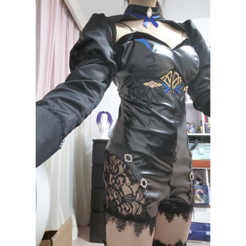 Cosplay Genshin Impact Lumine Abyss cosplay