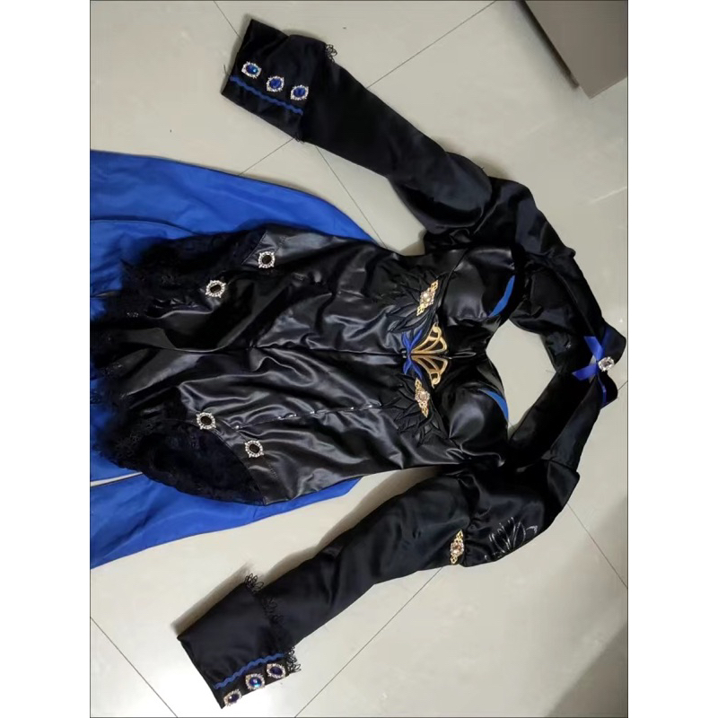 Cosplay Genshin Impact Lumine Abyss cosplay