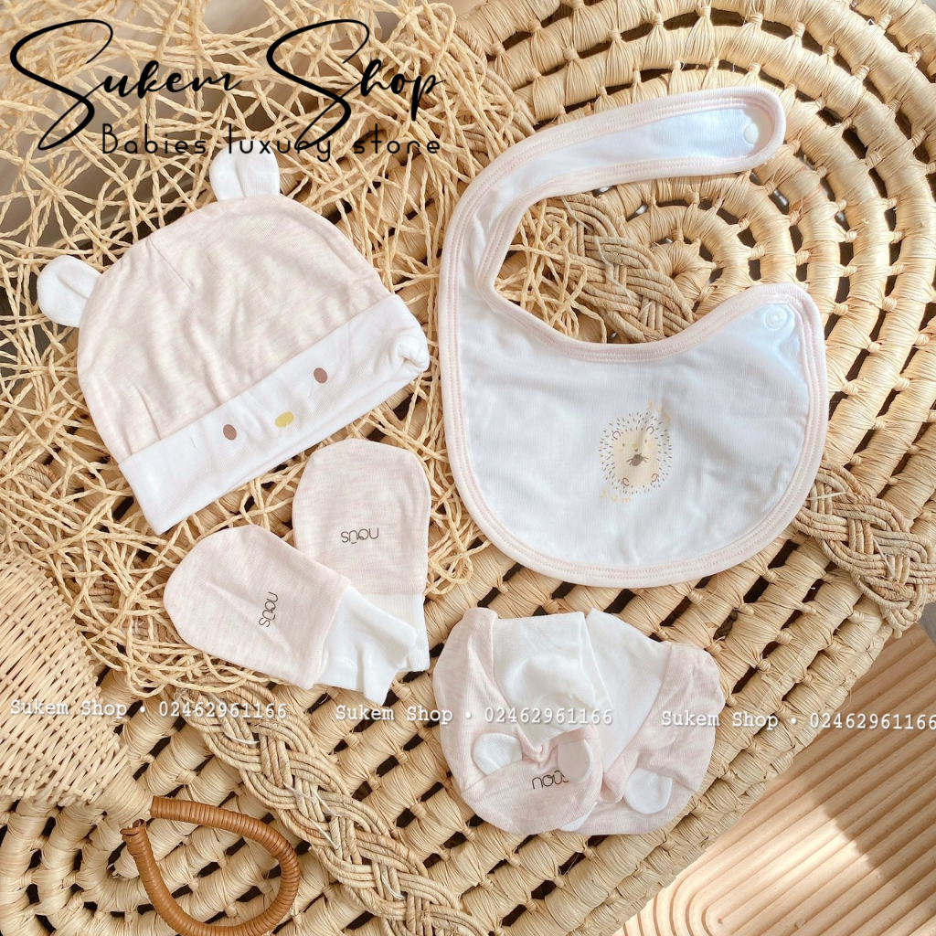 Set Phụ Kiện 4 Món Gồm Mũ, Bao Tay, Bao Chân, Yếm Nous Cho Bé Sơ Sinh