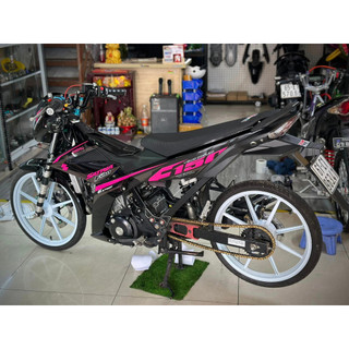 TEM SATRIA F150 HỒNG BẠC ĐEN
