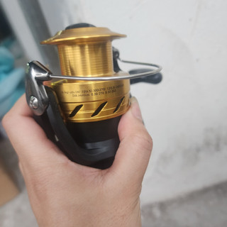 MÁY CÂU DỌC DAIWA STRIKEFORCE B SD 2500-4000