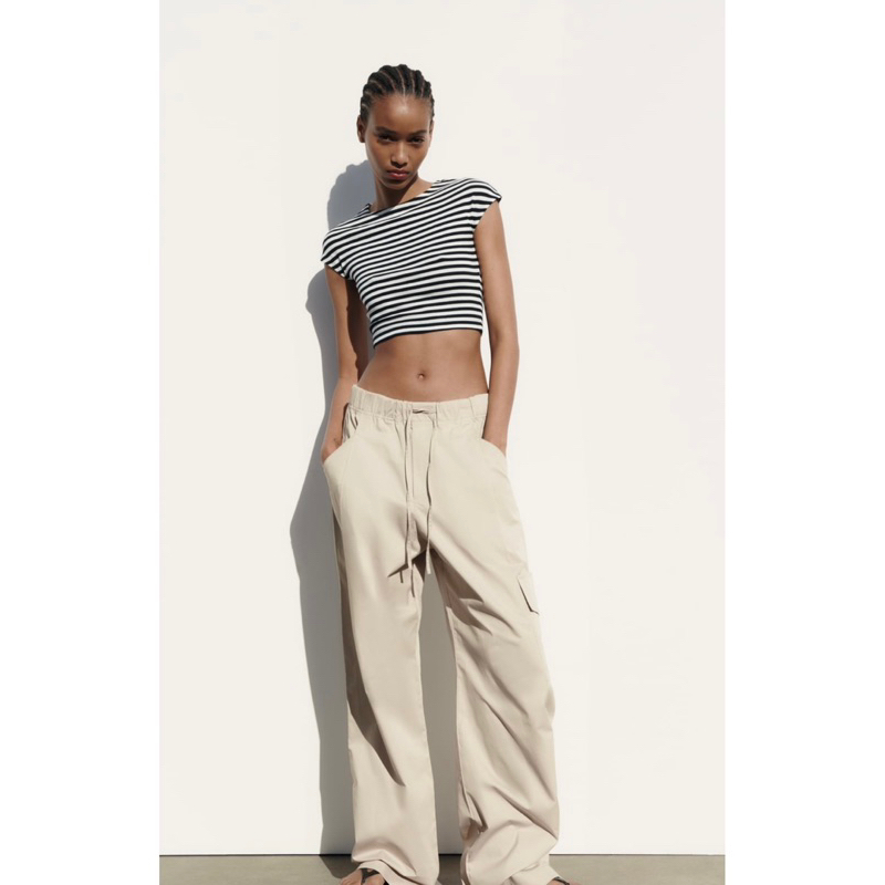 Áo thun croptop Zara Authentic