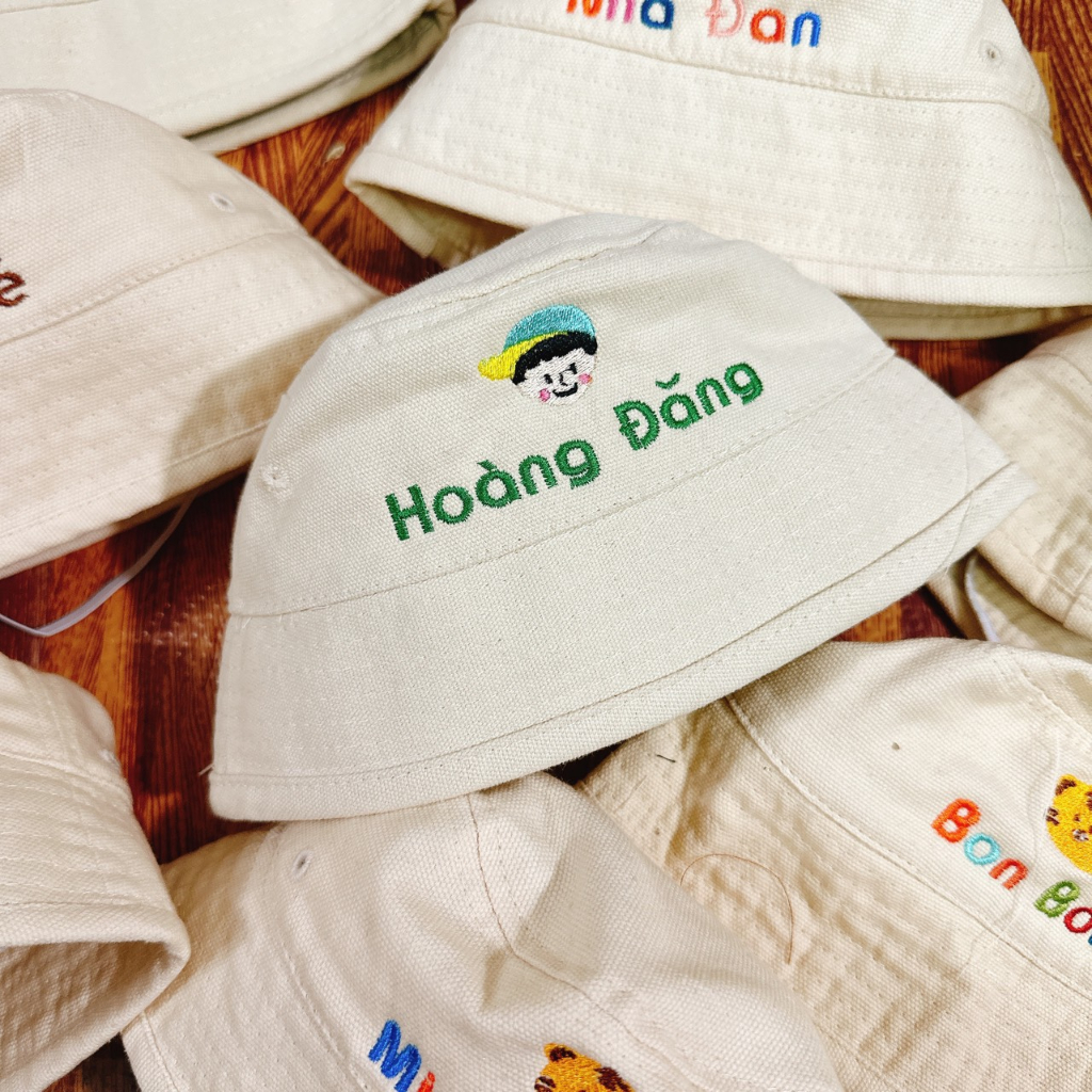 Mũ Bucket thêu Hình và Tên nhiều màu phong cách Hàn Quốc cho bé. Nón Bucket cho bé đi học đi chơi