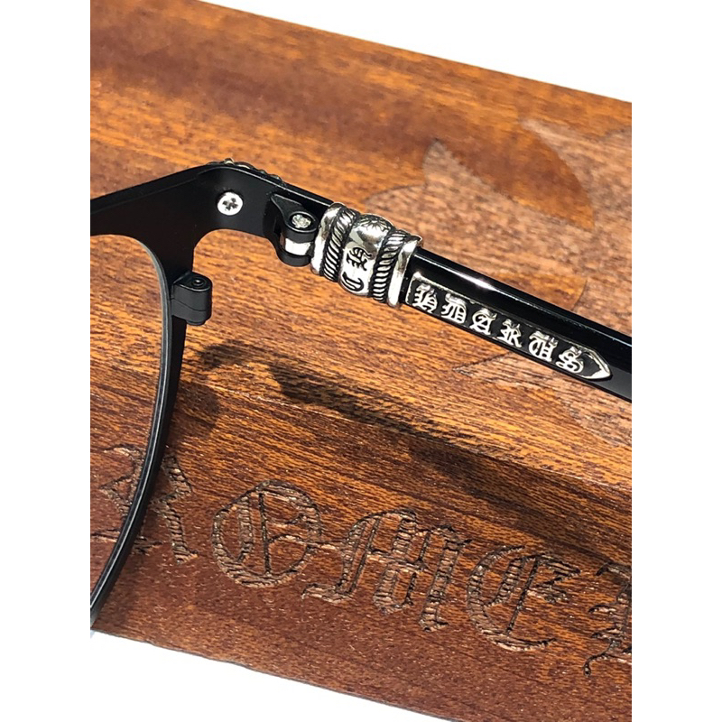 Kính mắt CHROMEHEARTS moring shake cao cấp tặng kèm fullbox