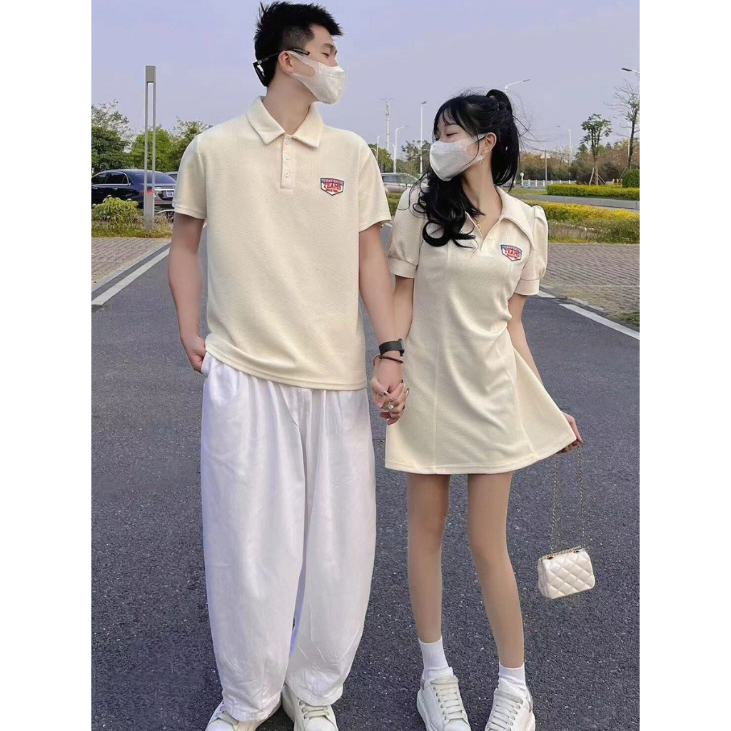 Đồ cặp nam nữ Set áo váy Polo đôi ngắn tay mùa hè màu be mặc đi chơi chụp hình siêu xinh hàng Quảng Châu C019