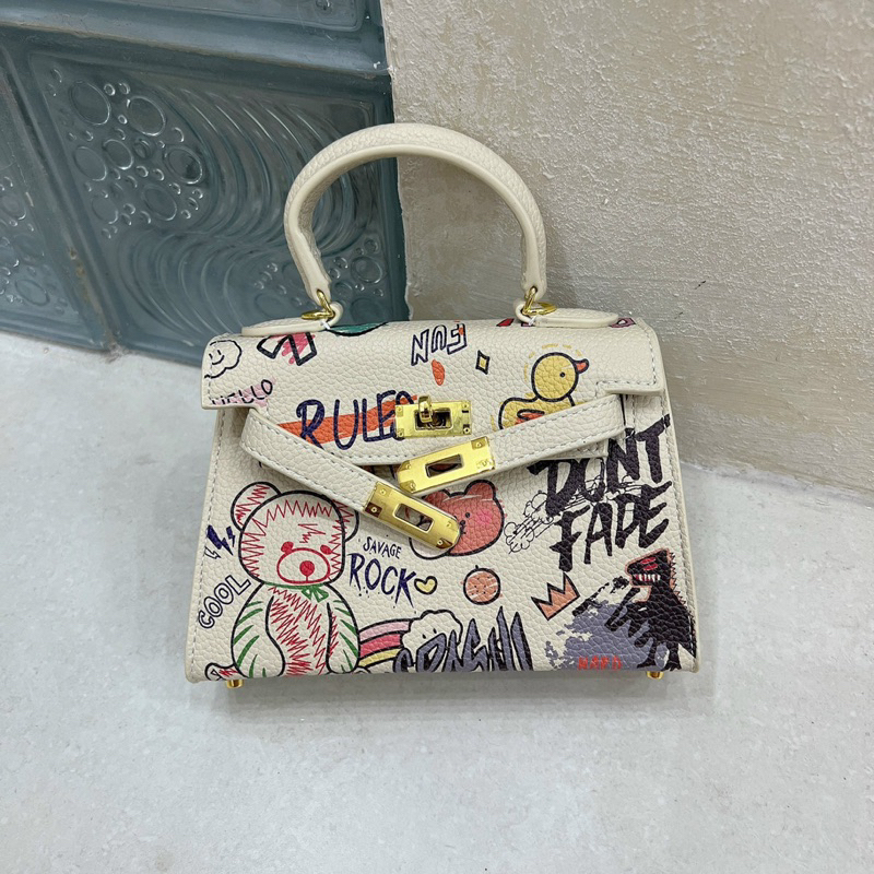 QCCC- Túi HM hoạ tiết hoạt hình xinh xỉu