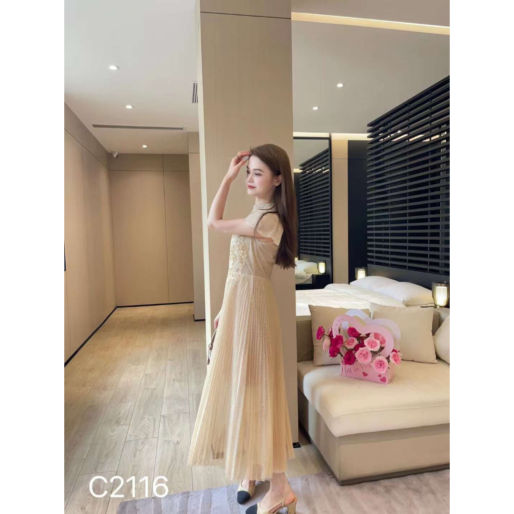 Váy Bigsize Phối Ren Cộc Tay Dáng Dài Có Chiết Eo Sang Trọng