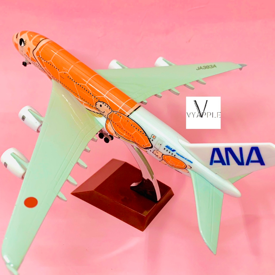 Máy Bay Mô Hình Airbus A380 ANA Livery "Flying Honu" Rùa Biển Màu Cam Hợp Kim Cao Cấp 20cm