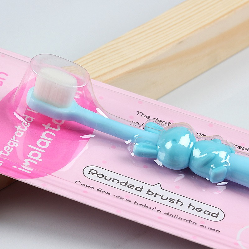 Bàn chải đánh răng cho bé từ 2 đến 12 lông tơ mềm mịn đánh êm ái không đau nướu hình voi thỏ dễ thương cho bé thích thú