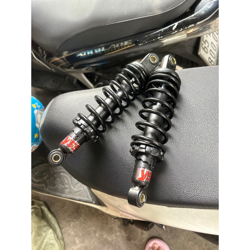 Phuộc nhún sau Yss full đen gắn sirius jupiter taurus cub 280mm