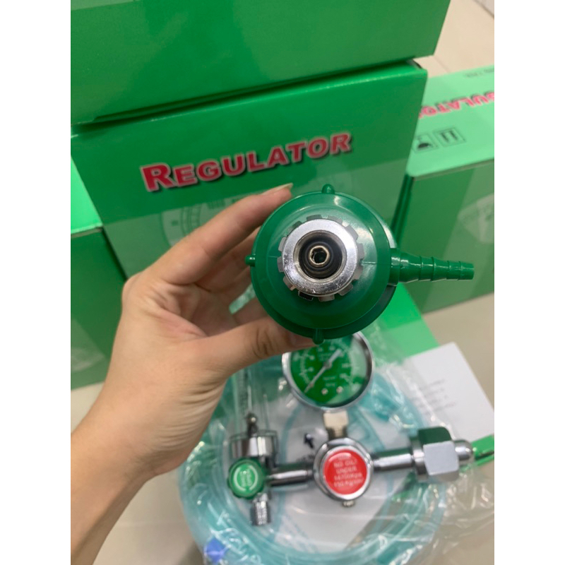 Đồng hồ oxy y tế đo áp suất bình khí Regulator