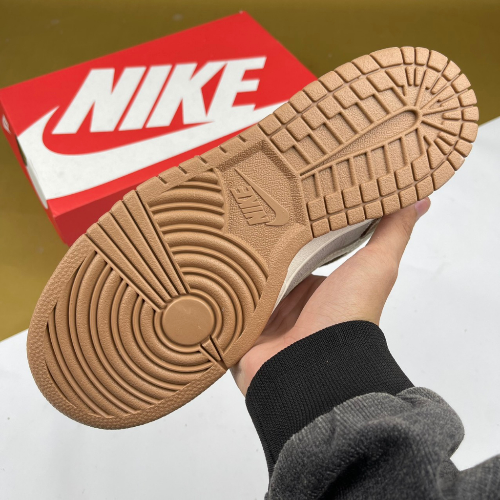Giày SB Dunk Low Premium Medium Curry, SB Nâu Bản Da Nhám - Than.Shoes
