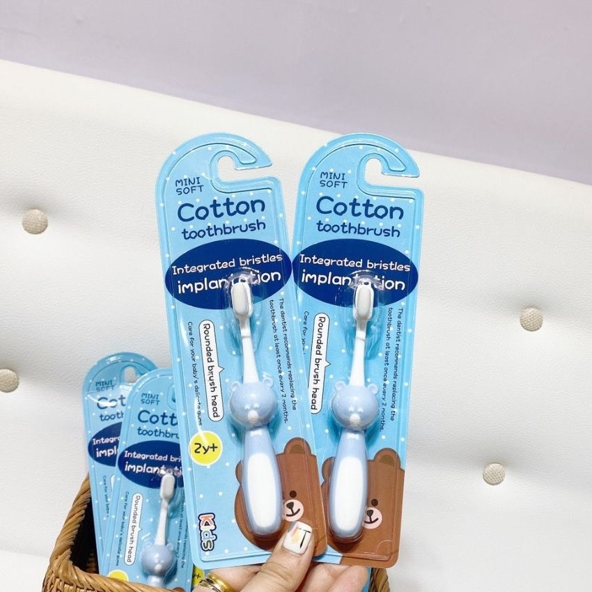 Bàn chải đánh răng cho bé từ 2 đến 10 tuổi lông tơ mềm mịn tay cầm hình gấu dễ thương cho bé thích thú đánh răng