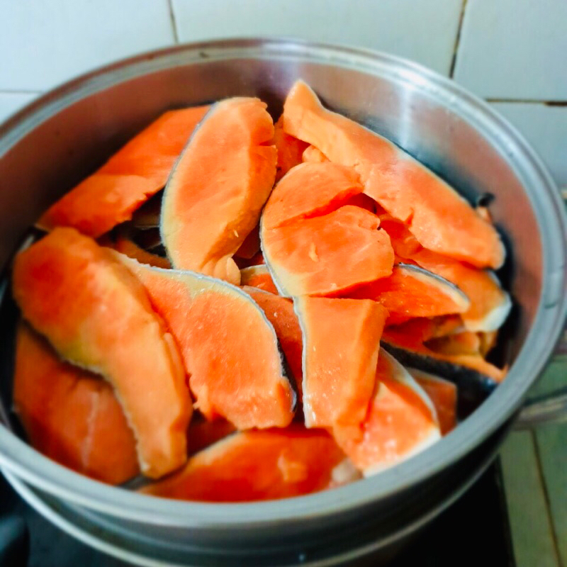 Ruốc Cá Hồi Nhà làm 220 gam/1hũ thơm ngon béo ngậy  không chất bảo quản bầu bí trẻ em trên 7 tháng cần bổ su