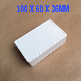 Hộp nhựa đựng mạch điên tử 100x60x36 màu trắng đen.