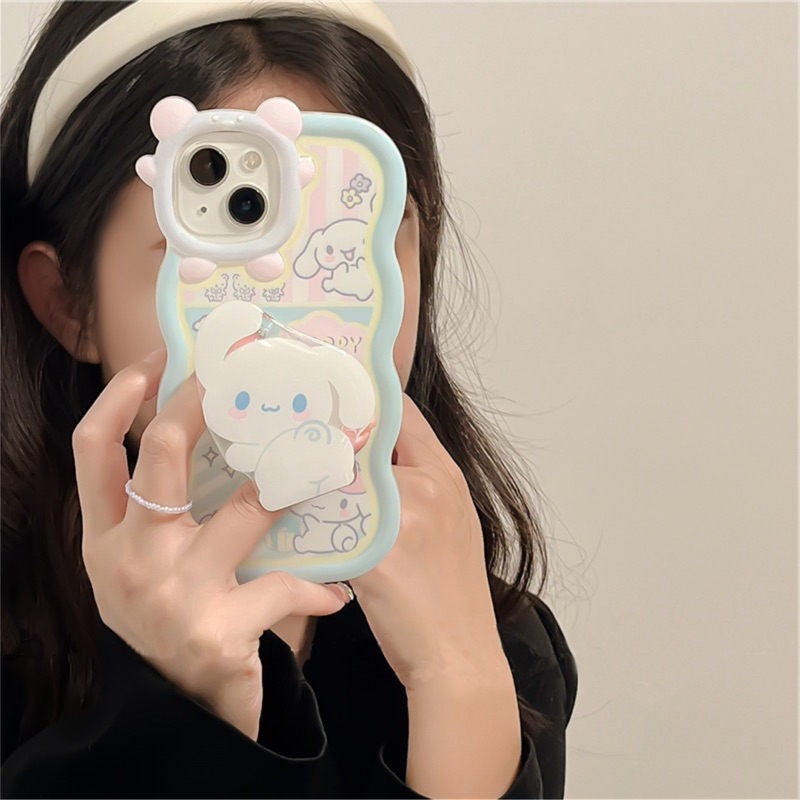 [ Kèm Popsocket ] Ốp Lưng Tai Gấu Viền Mây Trong Suốt Pochacco