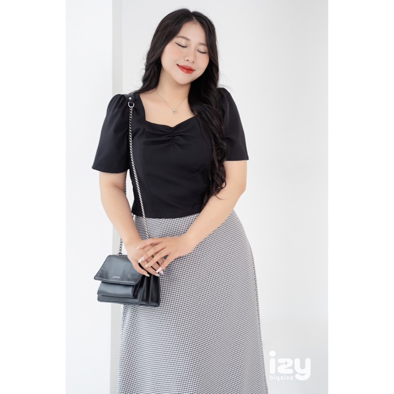ÁO BIGSIZE CROPTOP ĐEN TAY SUÔNG KHOÁ SƯỜN - 23A12 - IZYBYNHI