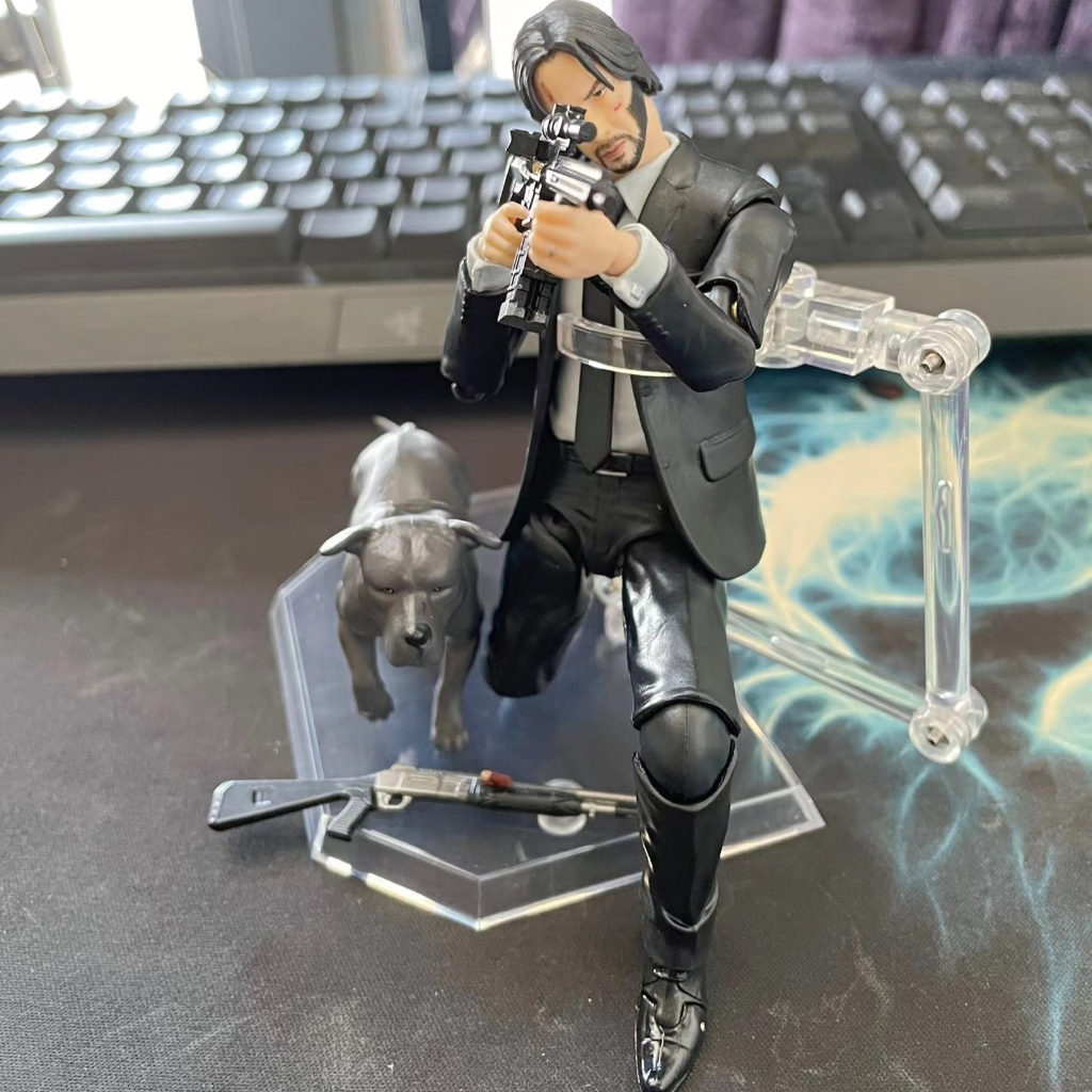 Mô hình Action figure MAFEX 085 nhân vật John Wick