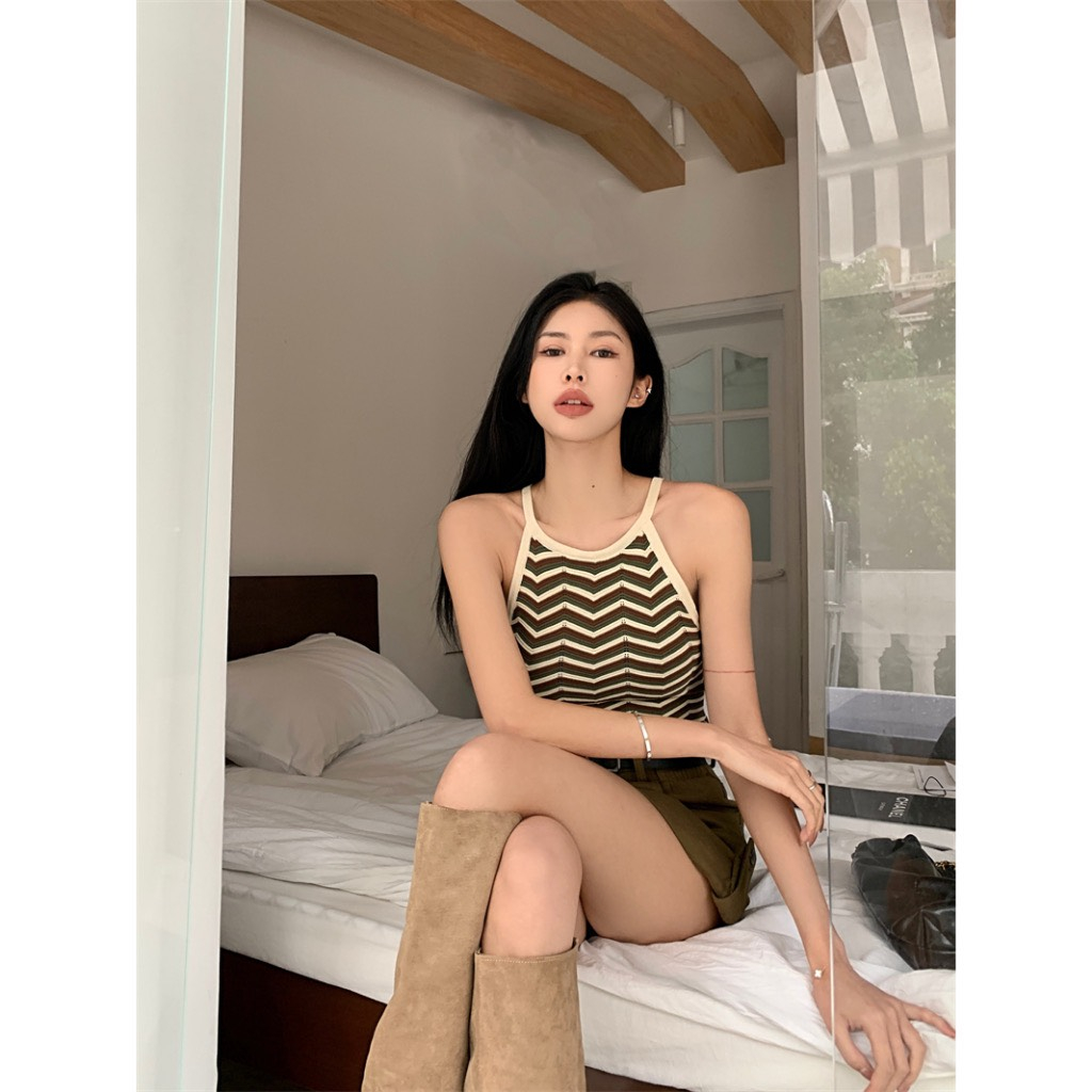 Áo sát nách nữ- Áo dệt kim sát nách dáng ôm in kẻ sọc thiết kế ngọt ngào cho Nữ 2023