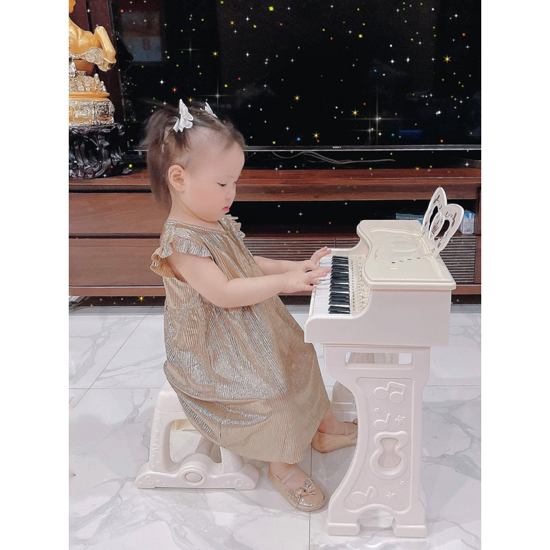 Bản Tiếng Anh-Đàn piano có micro cho bé