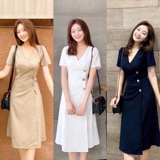 Đầm cổ V dáng dài nút gỗ xéo công sở dạo phố