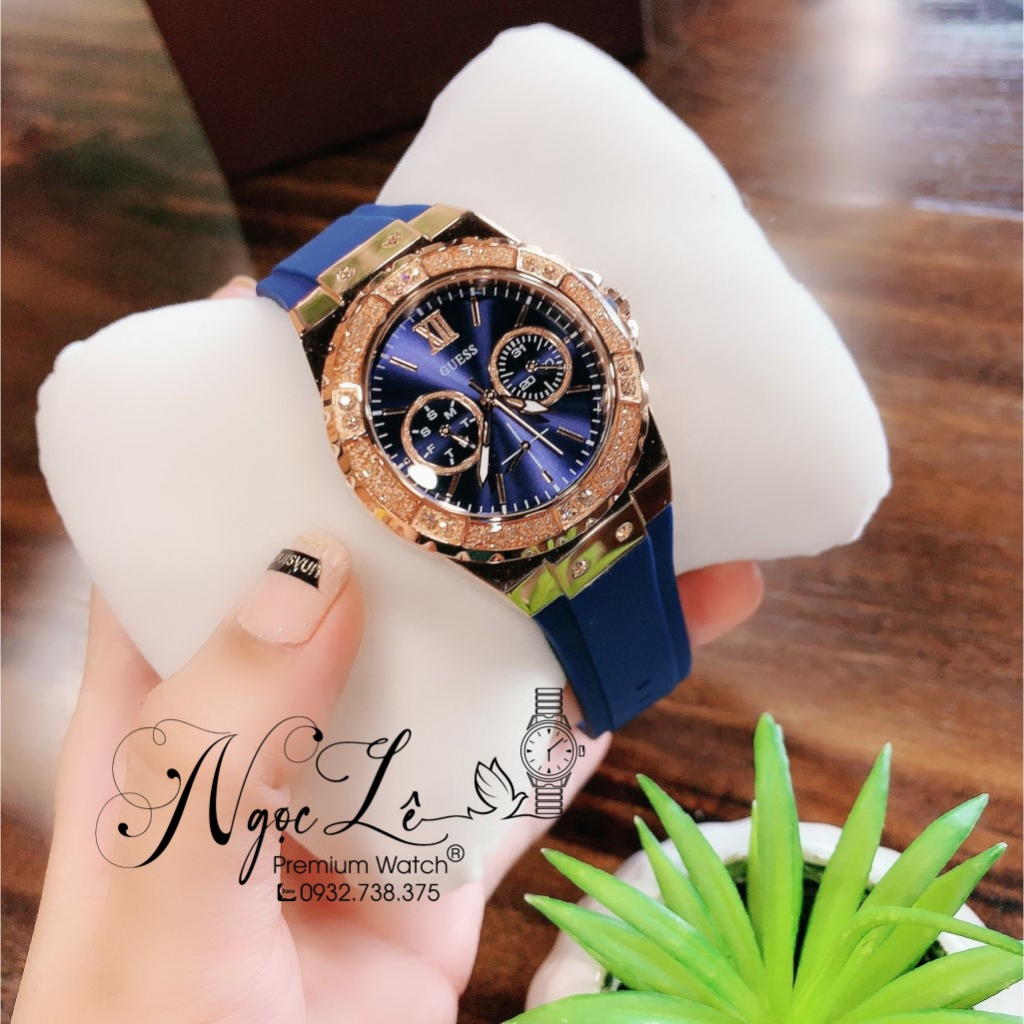 Đồng Hồ Nữ Guess W1053L1 Dây Silicon Xanh 37mm