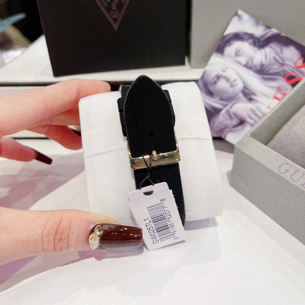 Đồng Hồ Nữ Guess GW0257L1 Dây Silicon Đen Đính Đá Vỏ Gold 36mm