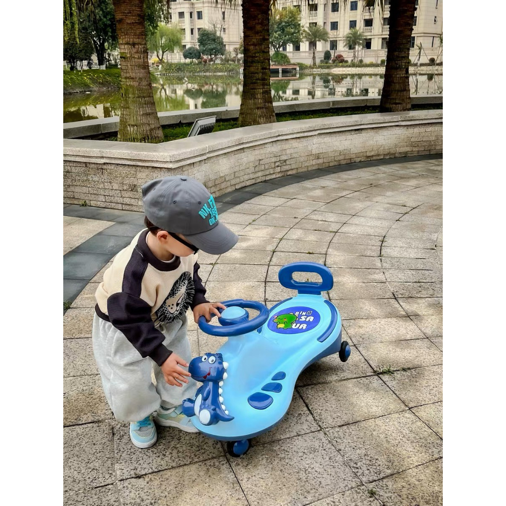 Xe Lắc Cho Bé, Xe chòi chân Thăng bằng 4 bánh cho bé kèm nhạc và đèn hình khủng long cao cấp.