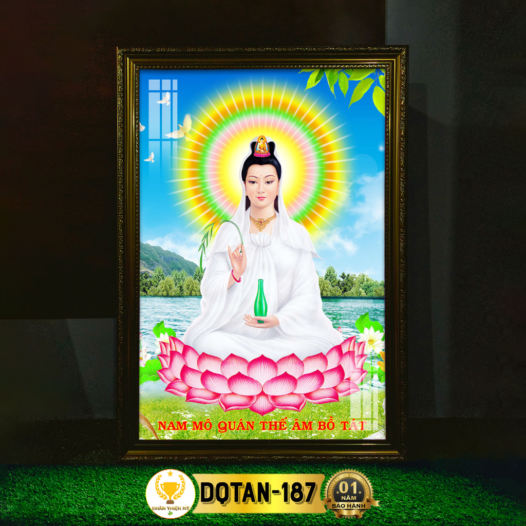 Tranh Treo Phòng Thờ Quan Âm Bồ Tát Ngồi Có Đèn CHÂN THIỆN MỸ, Trang Trí Bàn Thờ Phật Treo Tường DQTAN-187