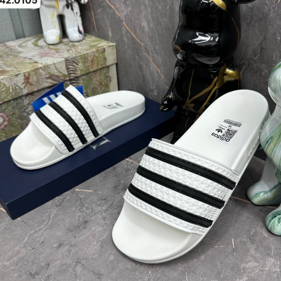 Dép Quai Ngang Nam Adi_Das 5 Màu Đế Đúc Cao Su Non Quai Da Dập THêu Cao Su Non , Dép Lê Cao Cấp