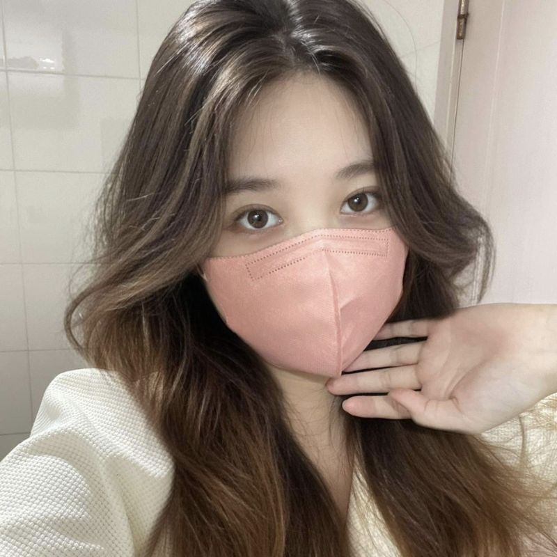 Túi 10 Cái Khẩu Trang KN95 Nội Địa Trung, Quai Cùng Màu